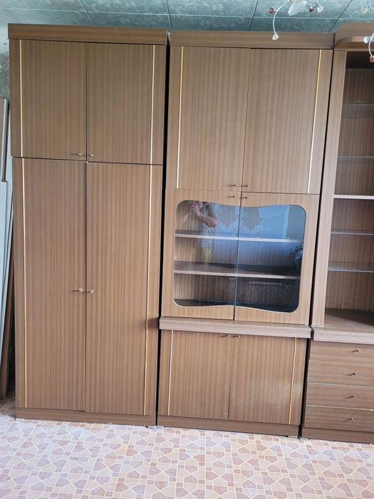 Продам стенку в хорошем состоянии