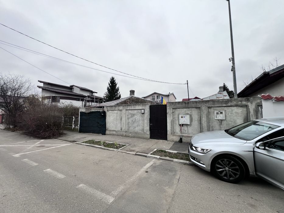 Casa/teren de vanzare sector 1