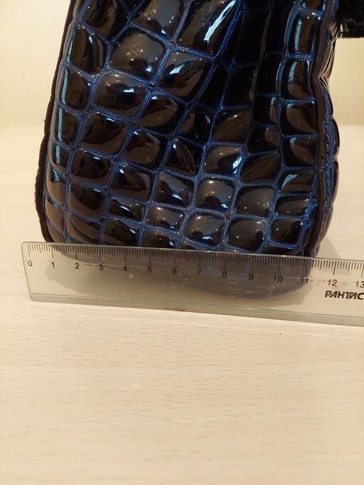 Сумка дамская лакированная