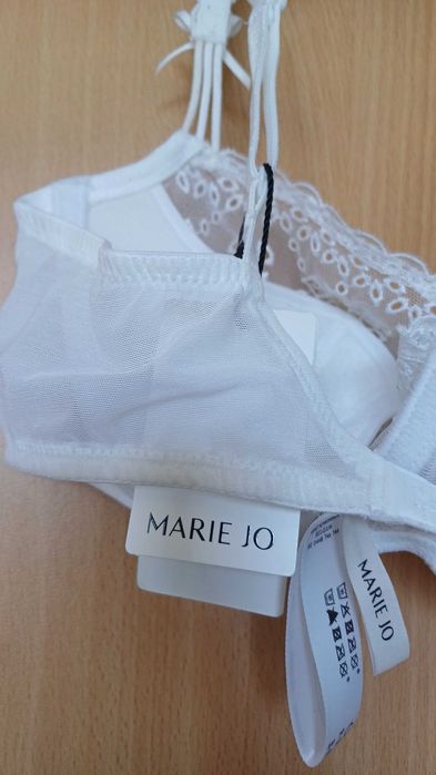 Бял сутиен Marie Jo 70 C нов