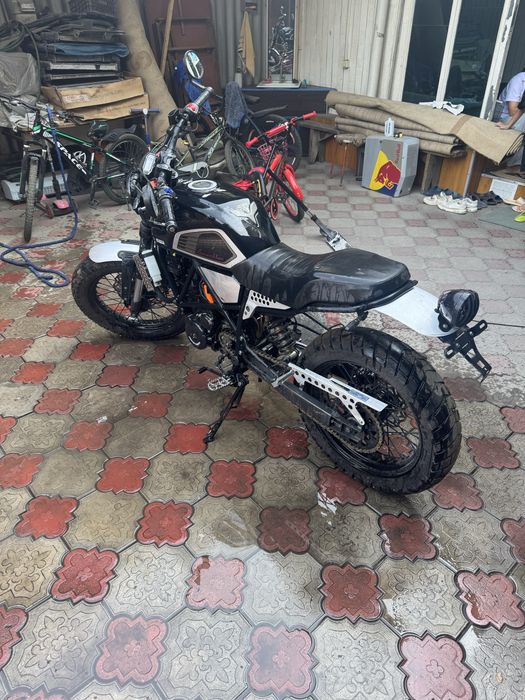Fuego scrambler 300
