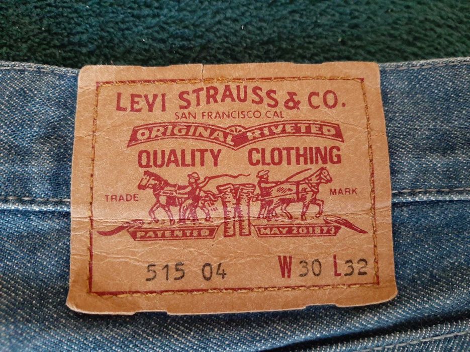 Blugi Levi Strauss  W30 L32