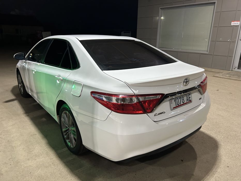 Toyota Camry 2016