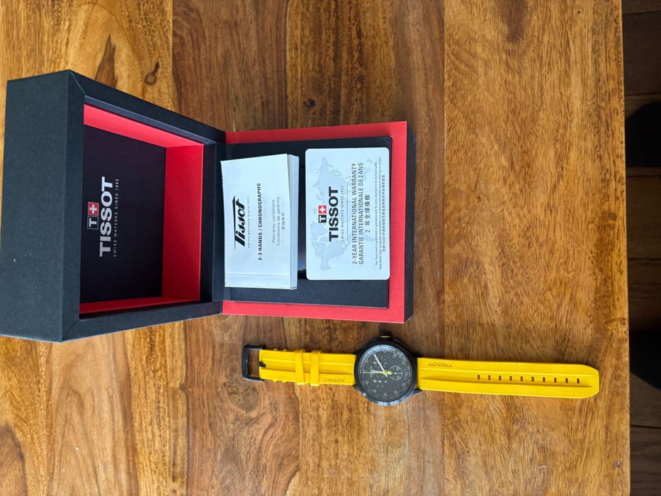 Часовник Tissot PR 100 TOUR DE FRANCE