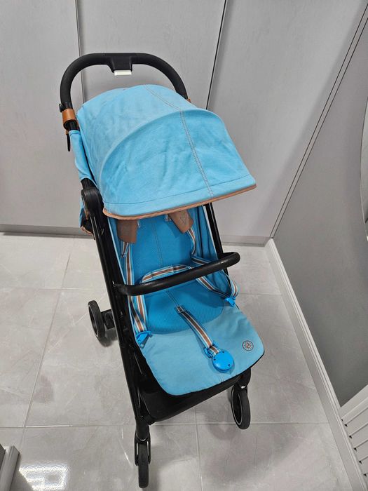 Лятна количка Cybex beezzy