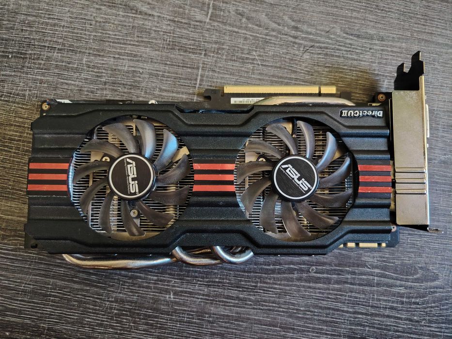 ASUS Nvidia GTX 770 DirectCU II 4GB