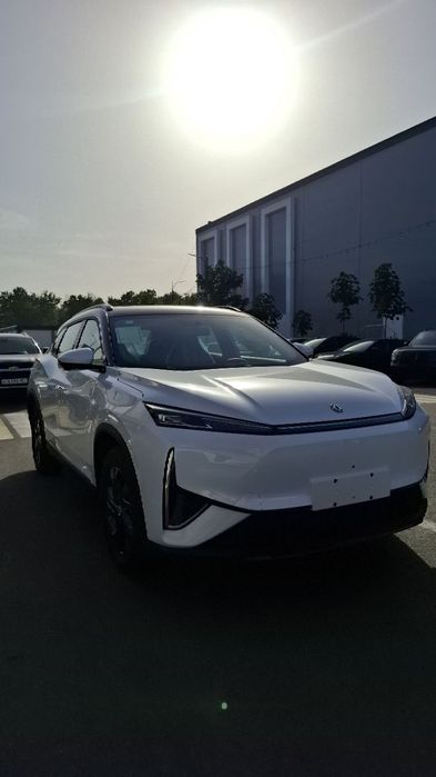 Dongfeng Fengsheng L7 Arenda