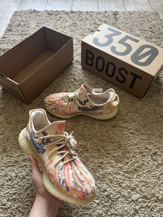 Yeezy Boost marimi de la 40 la 45 (400 lei)