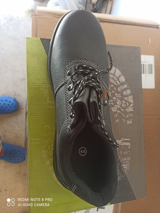 Обувки работни чисто нови