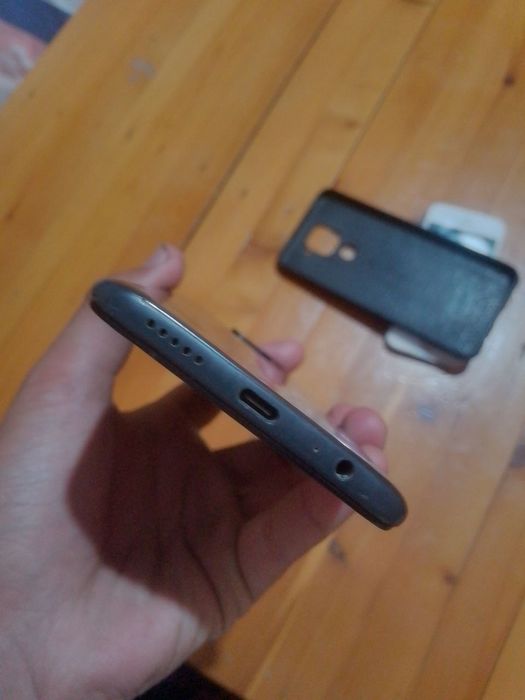 Redmi note 9 aybi yoʻq qolgani rasmda