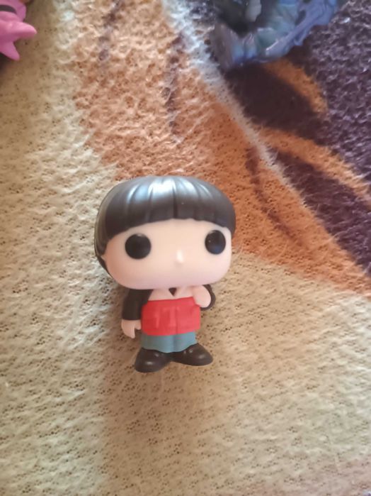 Stranger Things  Kinder Joy