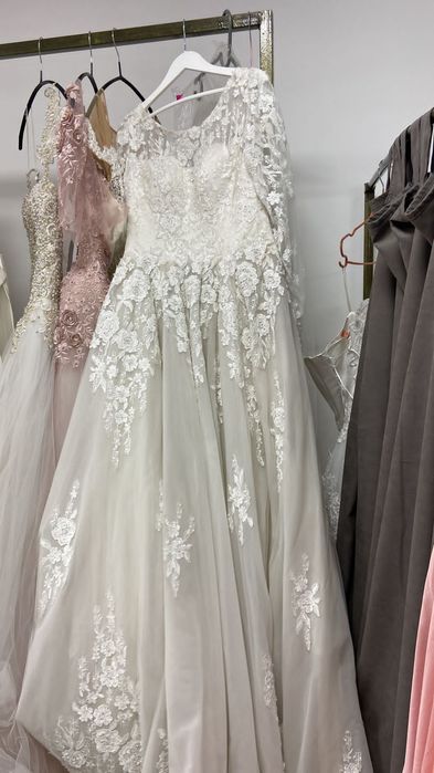 Свадебное платье..