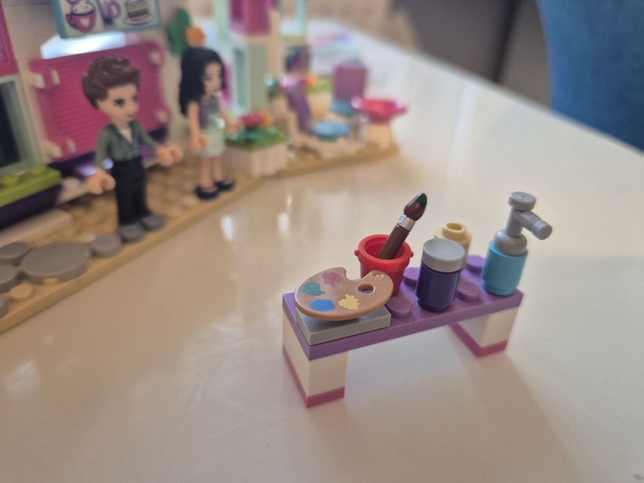 Lego Friends Cafeneau de arta a Emei, 378 piese,  cod 41336