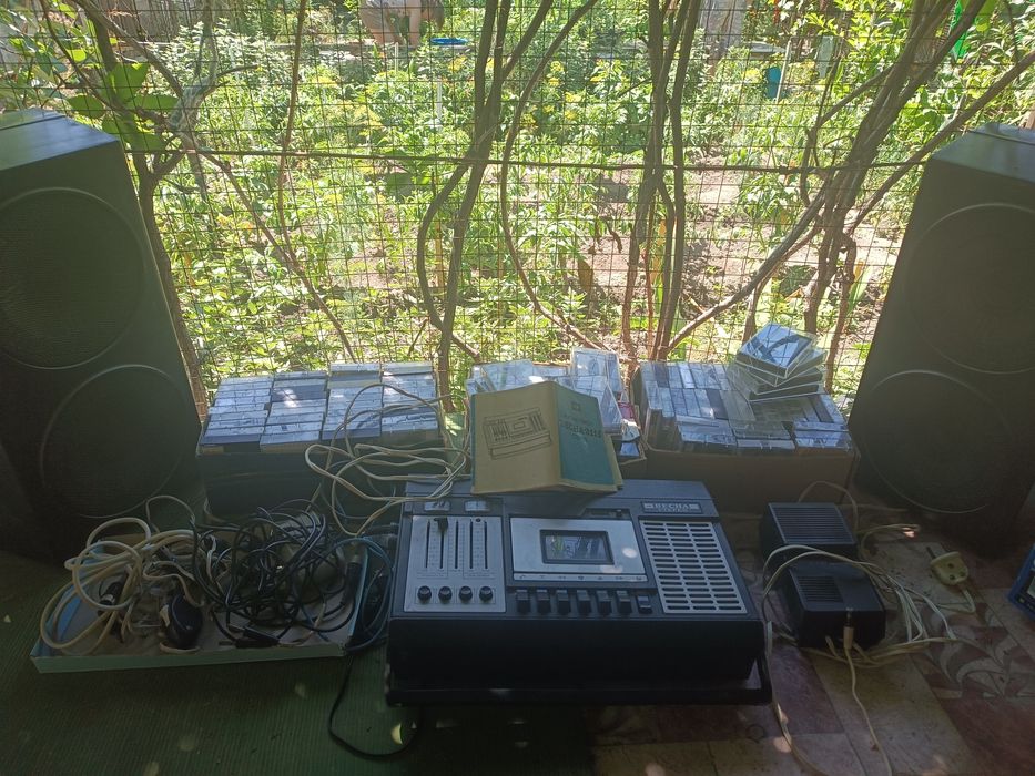 Продам советский магнитофон и проигрыватель