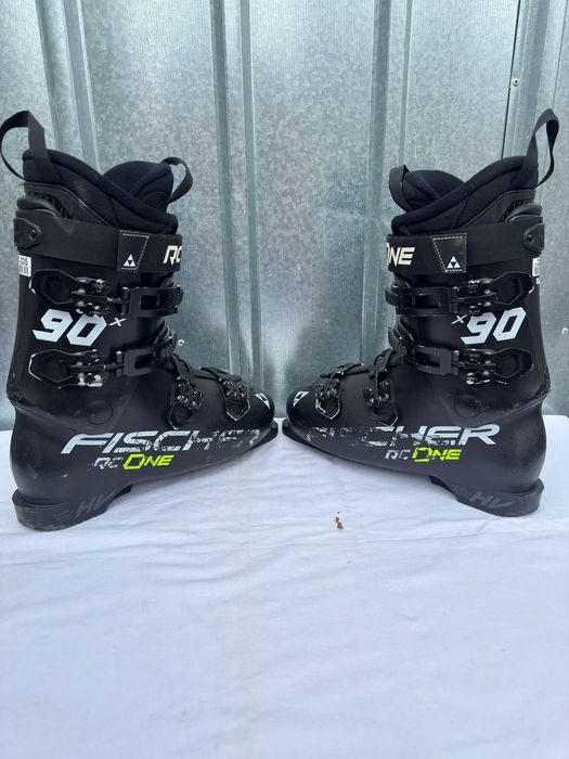 Clapari ski schi Fischer RC ONE marime Eur:46.5 Mondo:30.5