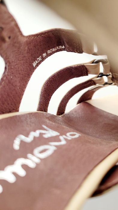 Sandale piele beige marime 39