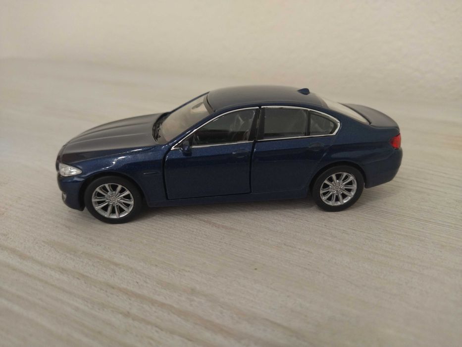 Метална количка BMW 535i !!!