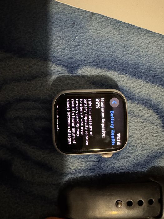Apple watch  series 8 45 mm