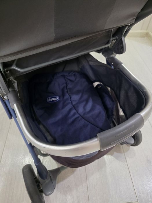 Chicco Simplecity  детская коляска