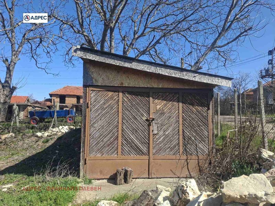 Парцел в Плевен, област-с.Тодорово площ 478 цена 22000