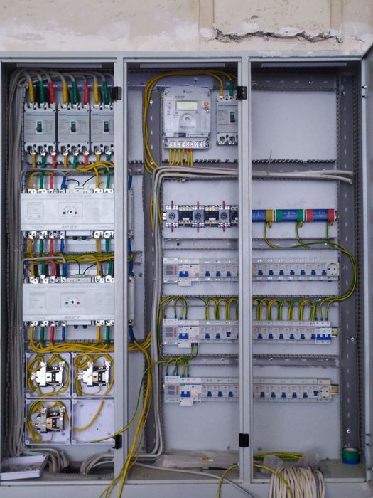 Профессиональный Электрик любой сложности!