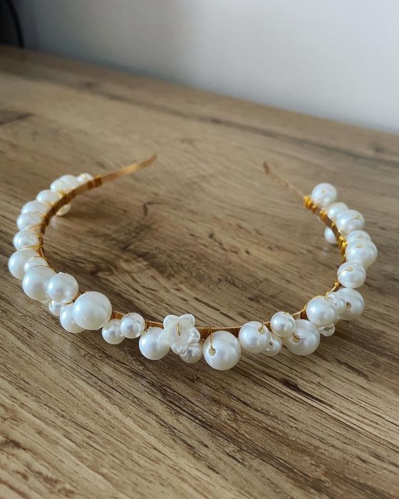 Диадема за коса с перли