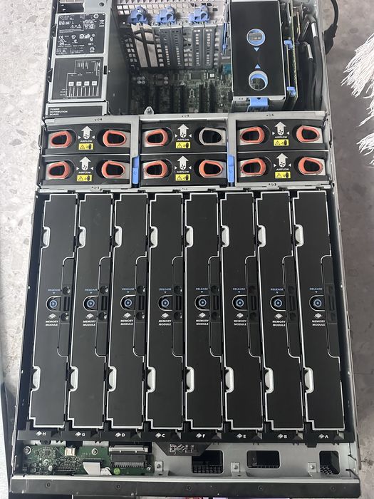 Server Dell Poweredge R910 4x CPU