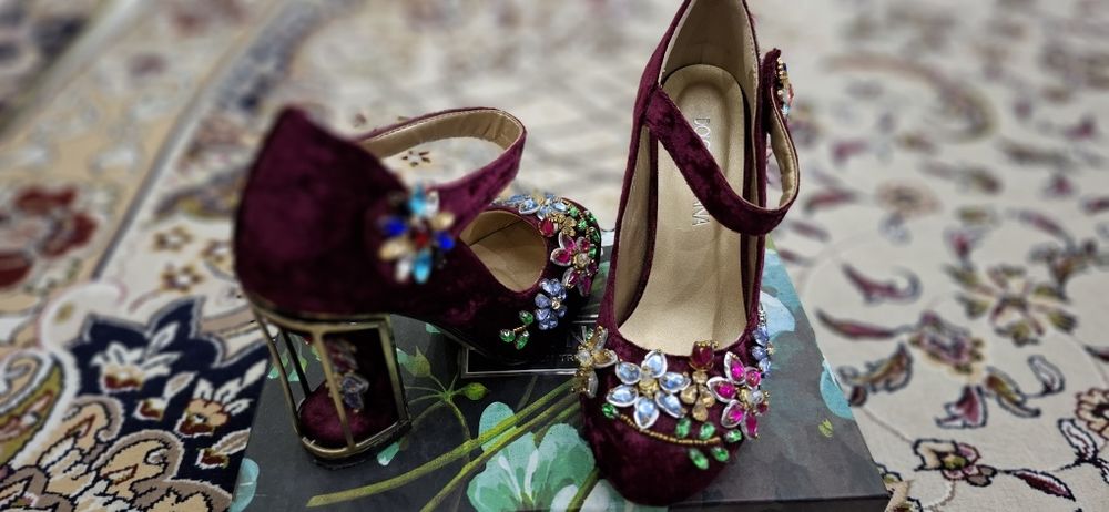 Ayollar tufligi ideal xolatda Аёллар туфлиси Женские туфли идеал холат