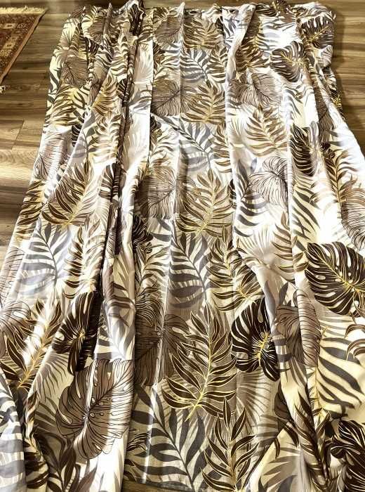 Deosebit set 2 draperii-model si cromatică deosebită-Franta