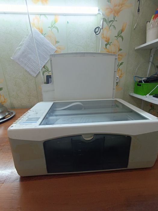 Продам цветной принтер