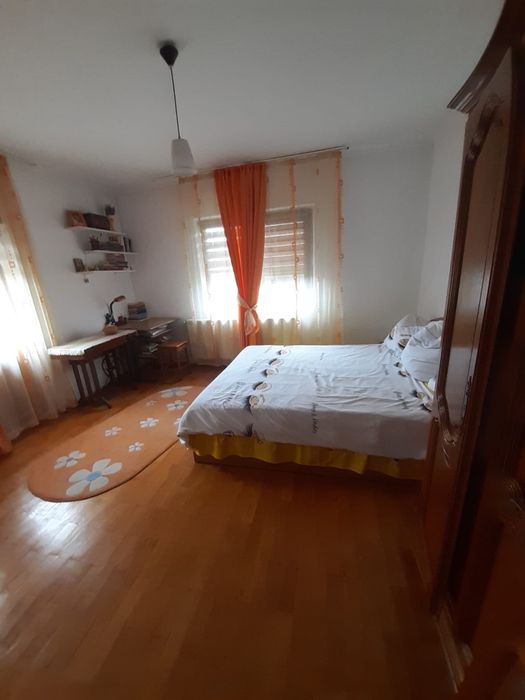 Imobiliare - Casa de vanzare