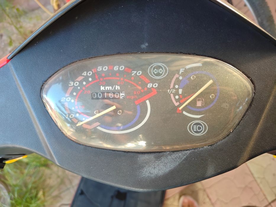 Scuter/Moped First Bike HN50QT-7 (2008) – Ca nou, 160km, Impecabil