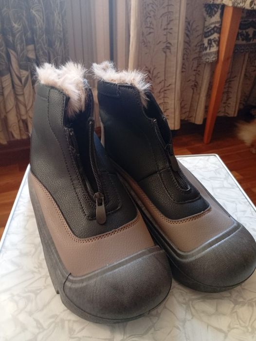 Новые зимние сапоги