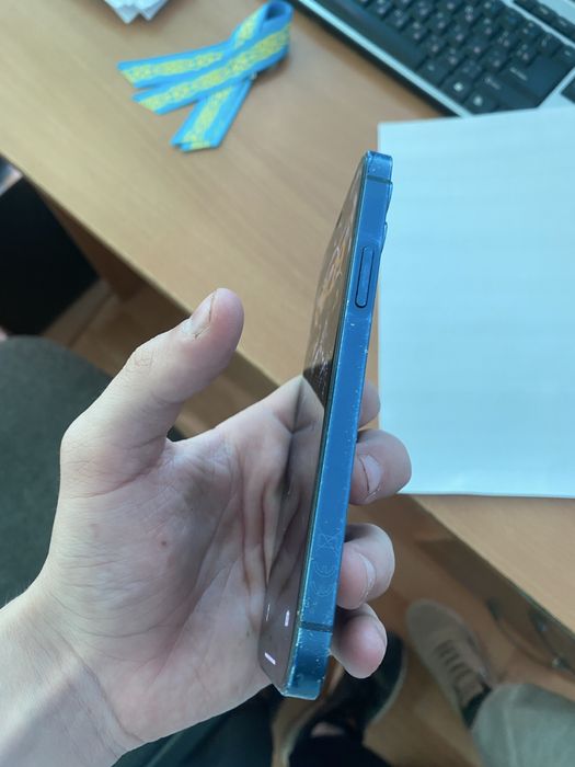 Айфон 12, 128гб памяти