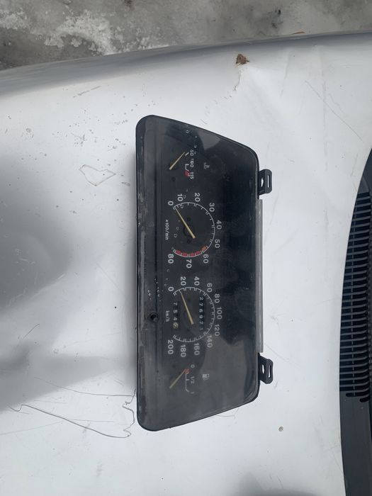 щиток приборов ваз 2110 карбюратор