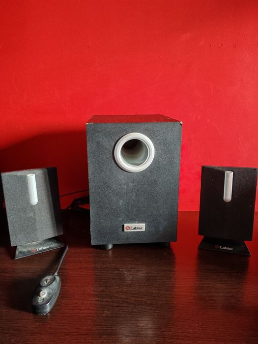 Boxe labtec 485 2.1
