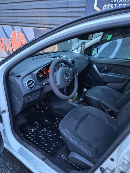 Vând urgent Dacia Logan 1.5 dci