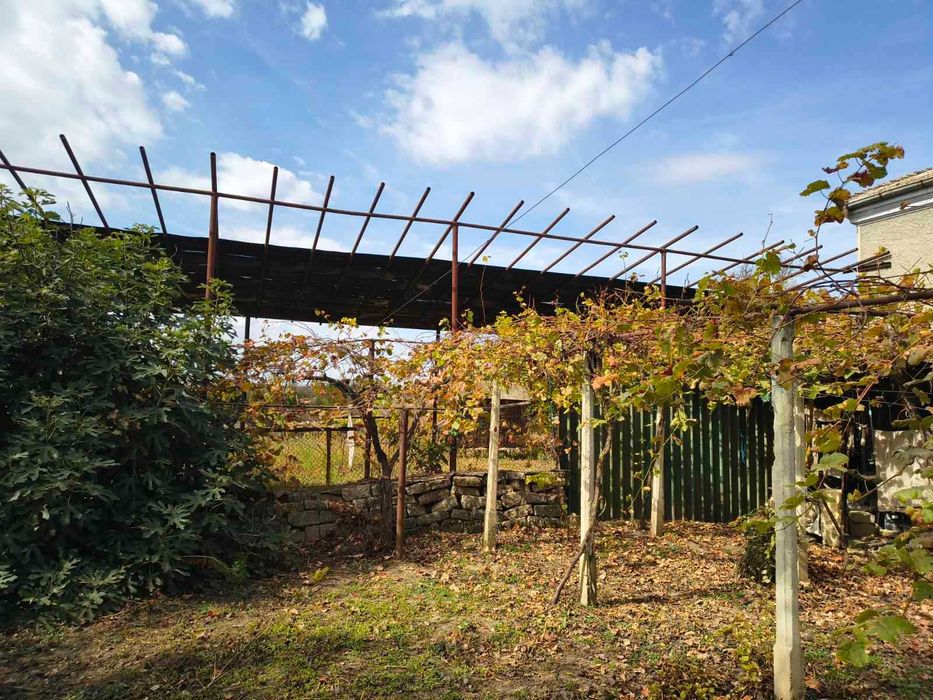 Продава се Къща в Нови пазар - 100 кв.м за 400 €/кв.м - Снимка #11