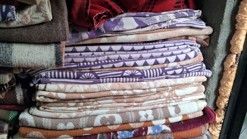 Зимни Одеяла 300бр Зимни 200 бр.вълнени и 100 бр.летни памучни