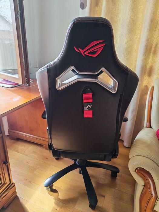 Scaun gaming ASUS ROG Chariot X Core
