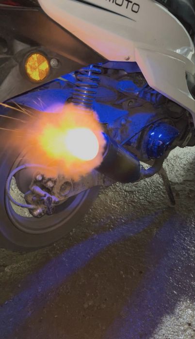 Продам Макси 175 куб.