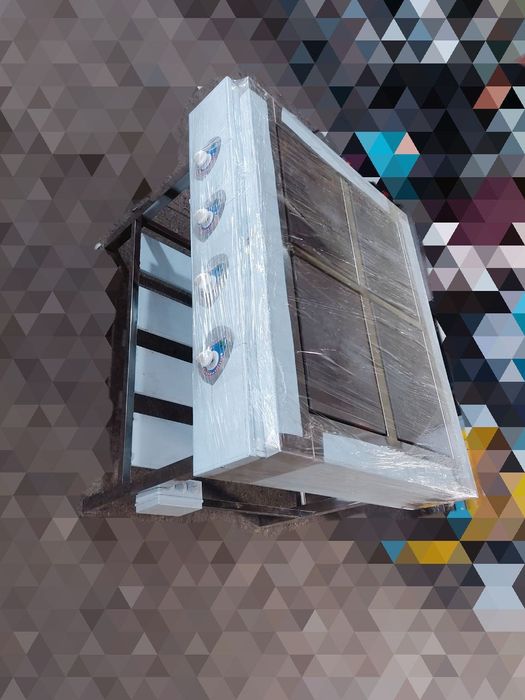 4 конфорочная плиты