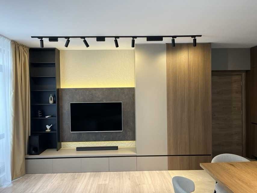 Дава се под наем Тристаен апартамент в София, Изток - 111 кв.м за 1400 € - Снимка #3