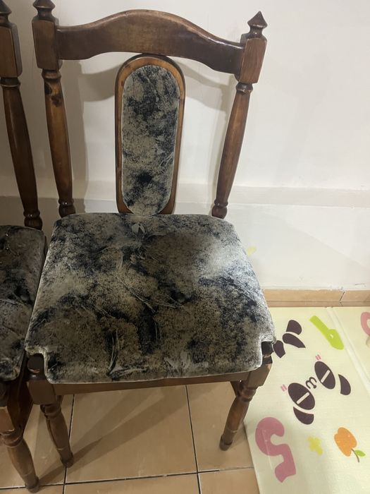 Продам стулья 5000