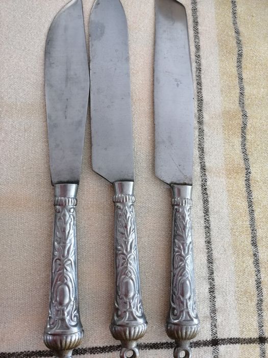 Vânzare tacâmuri argint