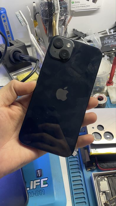 Продам заблокированный айфон