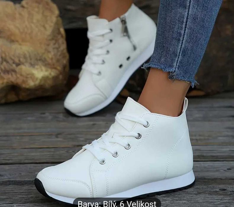 Женские кроссовки 15000 тг