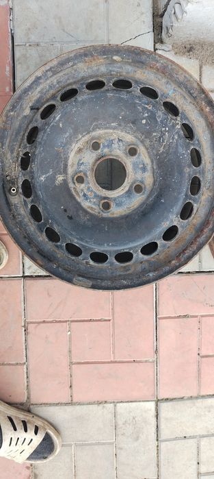 Продам штампы ауди 4шт