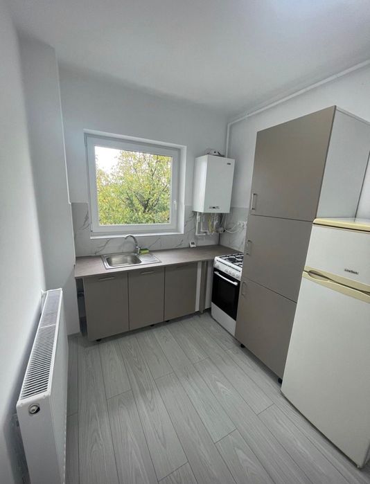 Închiriez apartament APAHIDA - Cluj