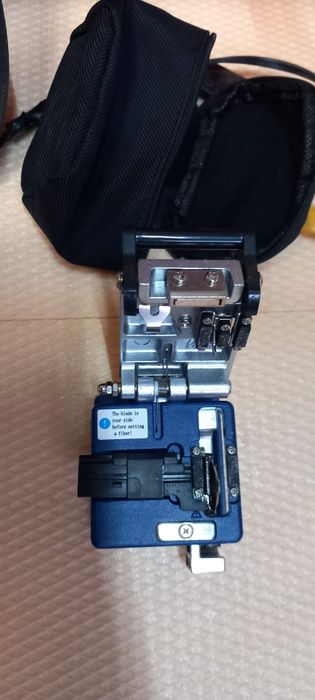 Masina de sudat fibra optica